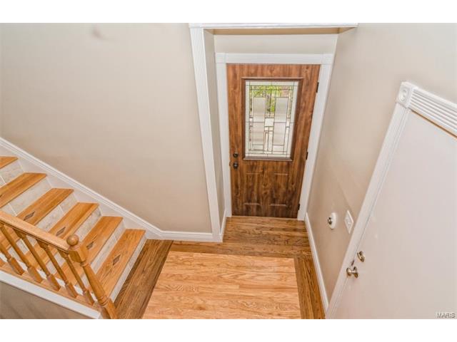 1325 Charing Cross Ln, Ballwin, MO 63021 photo 3