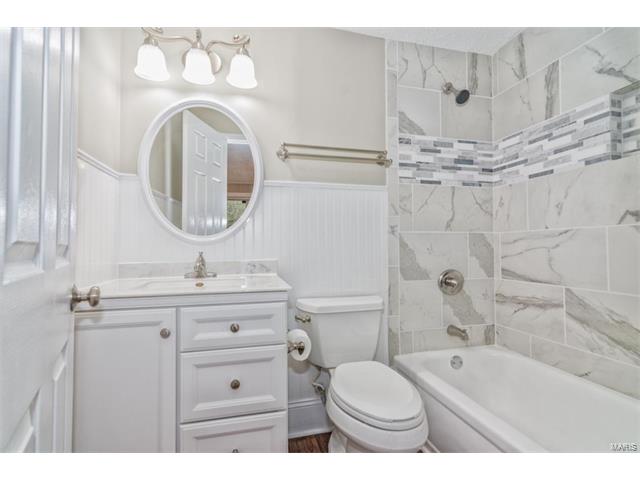 1325 Charing Cross Ln, Ballwin, MO 63021 photo 27