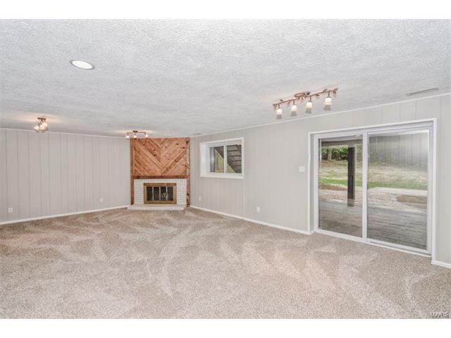 1325 Charing Cross Ln, Ballwin, MO 63021 photo 24
