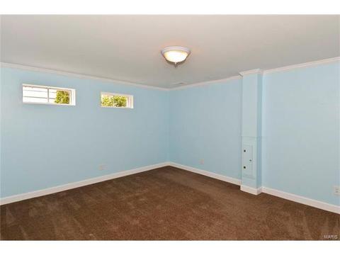 679 Henry Ave, Ballwin, MO 63011 photo 25