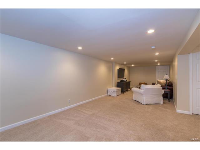 357 Sudbury Ln, Ballwin, MO 63011 photo 21