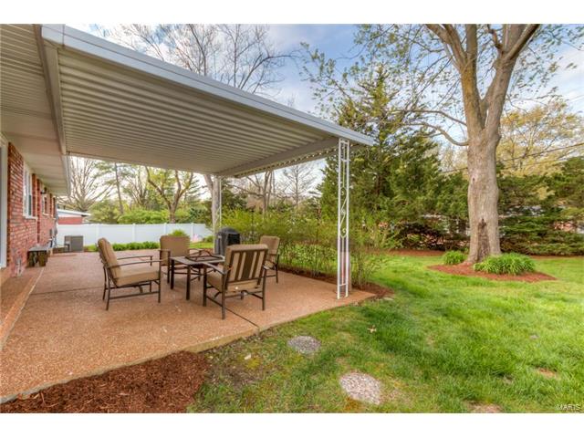 357 Sudbury Ln, Ballwin, MO 63011 photo 26