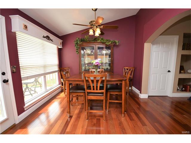 616 Hawk Run Dr, O'fallon, MO 63368 photo 6