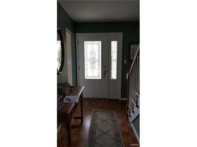 531 Audubon Pl, Ballwin, MO 63021 photo 3