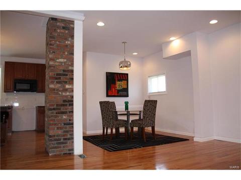 6752 Schofield Pl, Saint Louis, MO 63133 photo 9