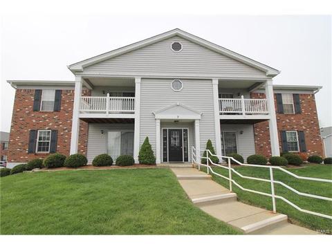 2 Berview Cir #E, Saint Louis, MO 63129 photo 1