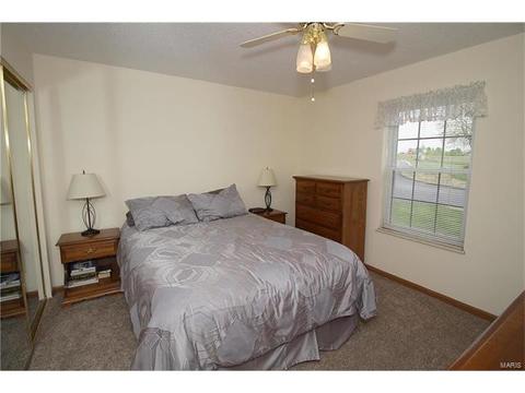 2 Berview Cir #E, Saint Louis, MO 63129 photo 12