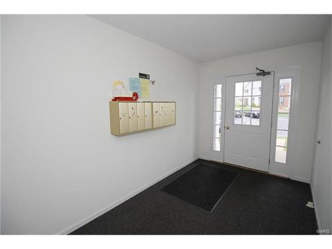 2 Berview Cir #E, Saint Louis, MO 63129 photo 22
