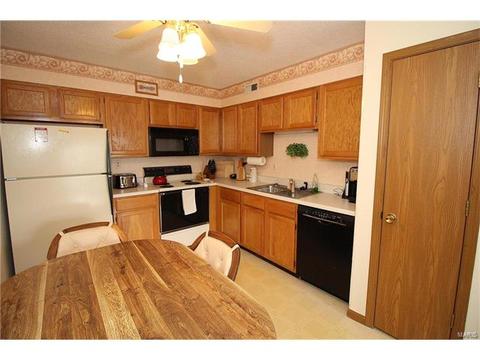 2 Berview Cir #E, Saint Louis, MO 63129 photo 8