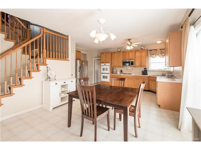 2256 Quaint Cottage Dr, O'fallon, MO 63368 photo 17