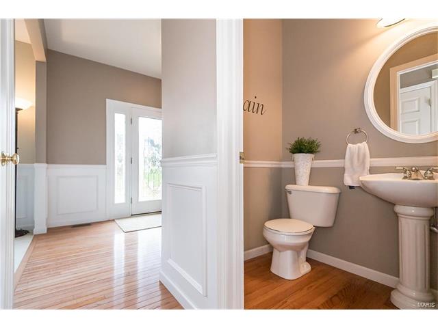 2256 Quaint Cottage Dr, O'fallon, MO 63368 photo 12