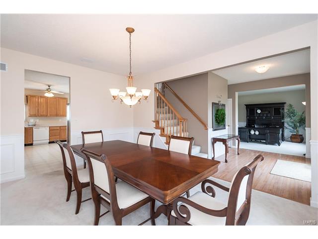 2256 Quaint Cottage Dr, O'fallon, MO 63368 photo 10