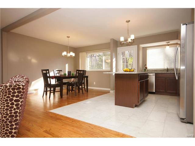 1140 Villaview Dr, Ballwin, MO 63021 photo 15
