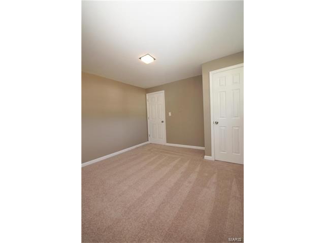 1140 Villaview Dr, Ballwin, MO 63021 photo 33