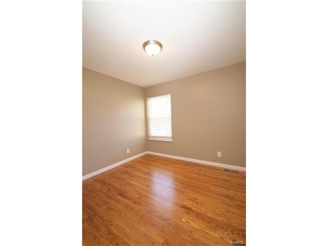 1140 Villaview Dr, Ballwin, MO 63021 photo 17
