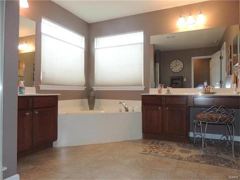 210 Fox Haven Ct, O'fallon, MO 63368 photo 58