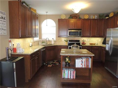 210 Fox Haven Ct, O'fallon, MO 63368 photo 10