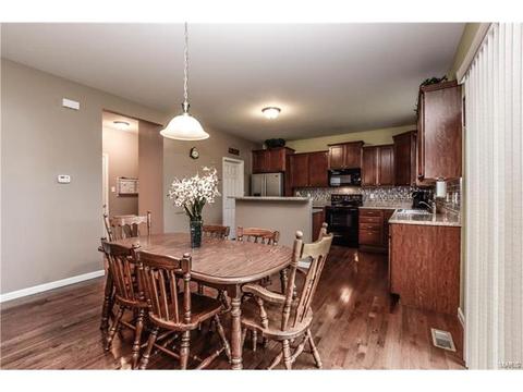 768 Grace View Ct, Eureka, MO 63025 photo 8