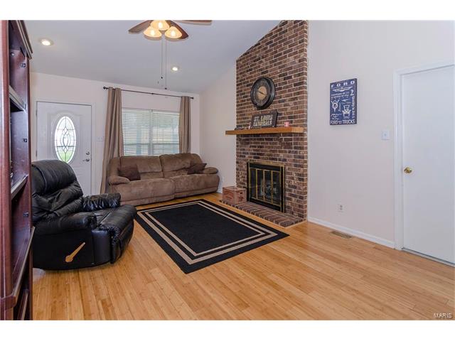 436 Brightfield Trl, Ballwin, MO 63021 photo 3