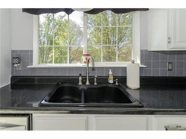 436 Brightfield Trl, Ballwin, MO 63021 photo 8