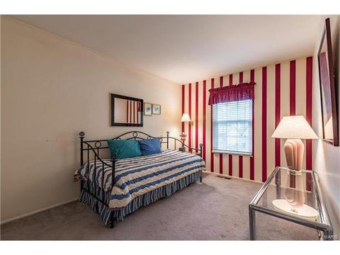 512 Arborwood Dr, Ballwin, MO 63021 photo 15