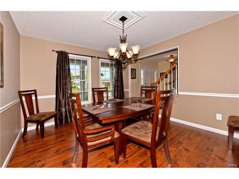 281 England Dr, O'fallon, MO 63366 photo 4