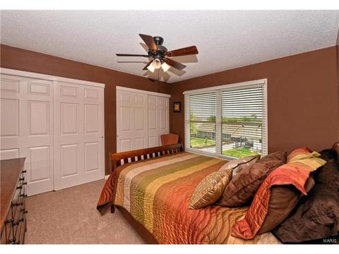 281 England Dr, O'fallon, MO 63366 photo 16