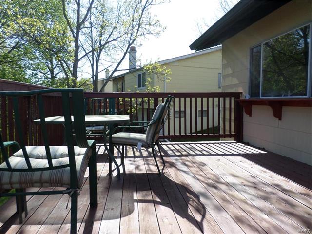 745 Woodrun Dr, Ballwin, MO 63021 photo 21