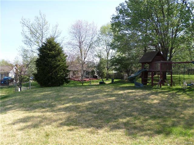 745 Woodrun Dr, Ballwin, MO 63021 photo 25