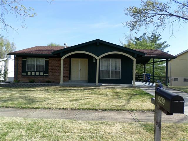 745 Woodrun Dr, Ballwin, MO 63021 photo 1