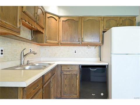 1076 Highway P, O'fallon, MO 63366 photo 5