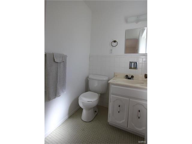 4260 Martyridge Dr, Saint Louis, MO 63129 photo 13