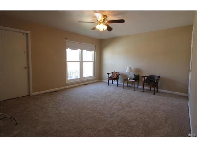 4260 Martyridge Dr, Saint Louis, MO 63129 photo 3