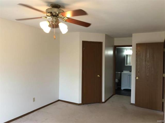 1335 Crossings Ct #B, Ballwin, MO 63021 photo 15