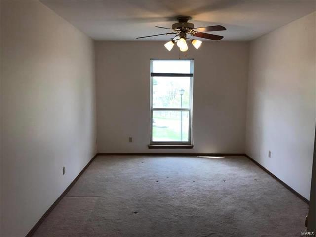 1335 Crossings Ct #B, Ballwin, MO 63021 photo 11