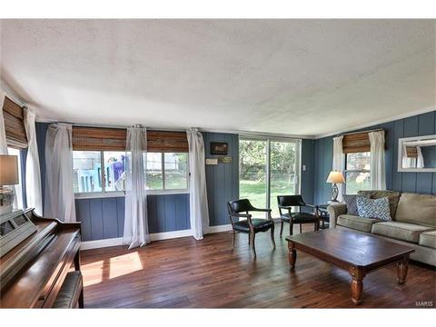 576 Golfwood Dr, Ballwin, MO 63021 photo 11