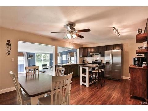 576 Golfwood Dr, Ballwin, MO 63021 photo 8