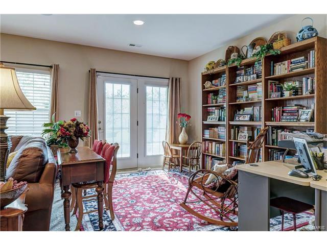 572 Trevi Ln, Ballwin, MO 63011 photo 31