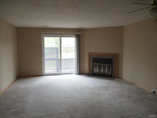 1303 Prospect Vlg #B, Ballwin, MO 63021 photo 8