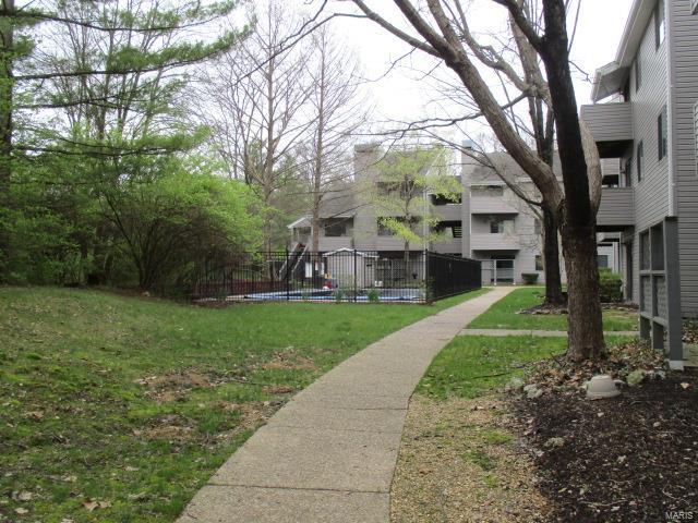 1303 Prospect Vlg #B, Ballwin, MO 63021 photo 7