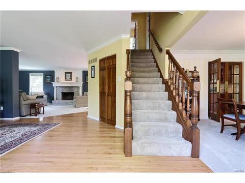 310 Fox Hollow Woods, Ballwin, MO 63021 photo 3