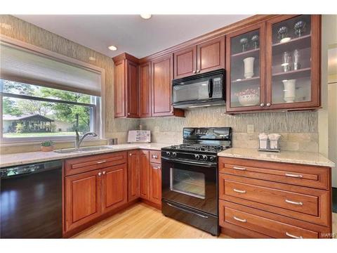 310 Fox Hollow Woods, Ballwin, MO 63021 photo 14