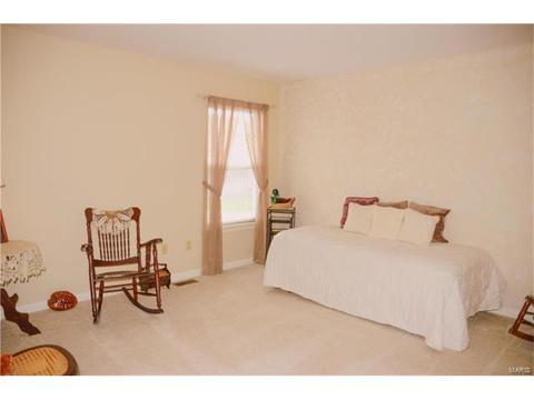 572 Hitching Post Dr, Saint Charles, MO 63304 photo 14