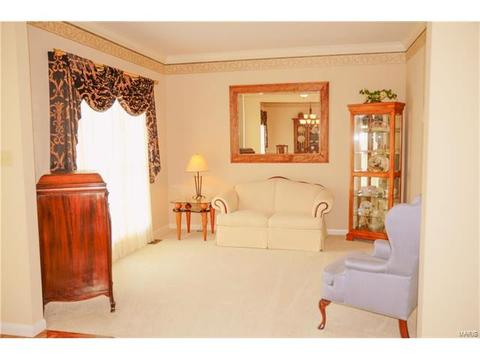 572 Hitching Post Dr, Saint Charles, MO 63304 photo 6