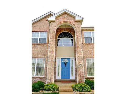572 Hitching Post Dr, Saint Charles, MO 63304 photo 2