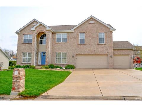 572 Hitching Post Dr, Saint Charles, MO 63304 photo 1