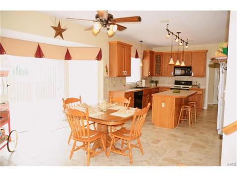 572 Hitching Post Dr, Saint Charles, MO 63304 photo 10