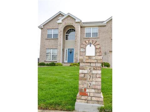 572 Hitching Post Dr, Saint Charles, MO 63304 photo 4
