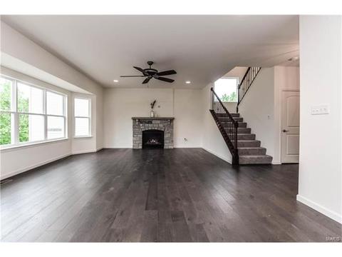 848 Fred Kemp Ct, Ballwin, MO 63021 photo 4