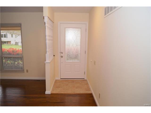 413 Marie Ln, Ballwin, MO 63011 photo 5